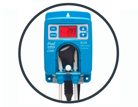 Der Salzchlorinator desinfiziert das Schwimmbadwasser automatisch und effektiv, ohne dass Chemikalien eingesetzt werden müssen.